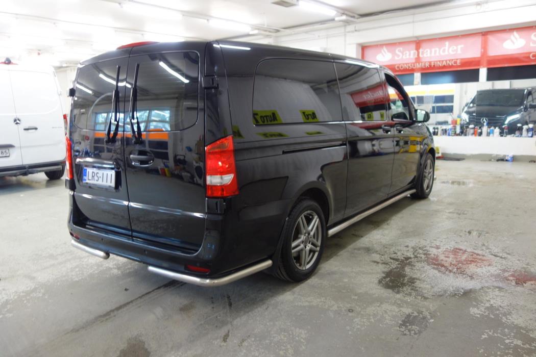 MERCEDES-BENZ V 2023