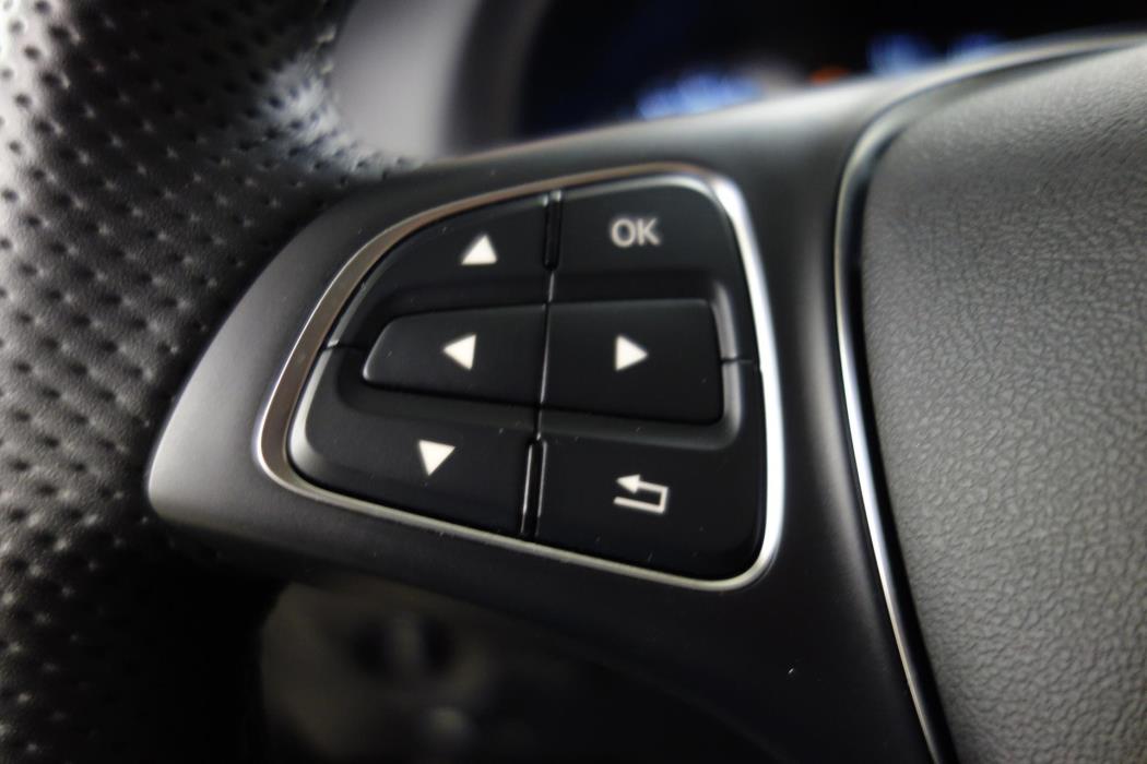 MERCEDES-BENZ Vito 2024