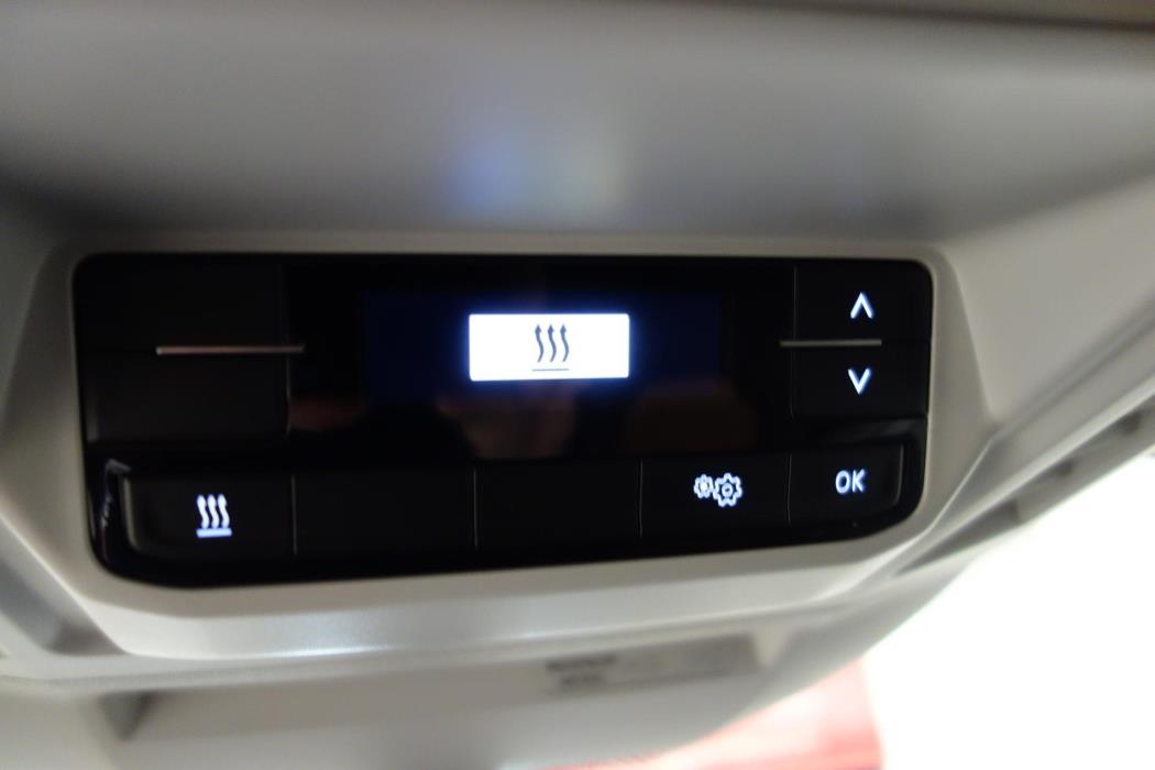 VOLKSWAGEN Crafter 2025