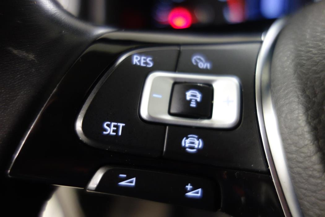 VOLKSWAGEN Crafter 2025