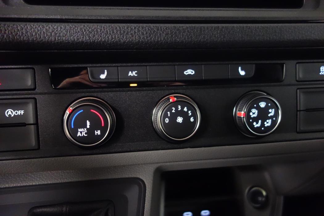 VOLKSWAGEN Crafter 2024