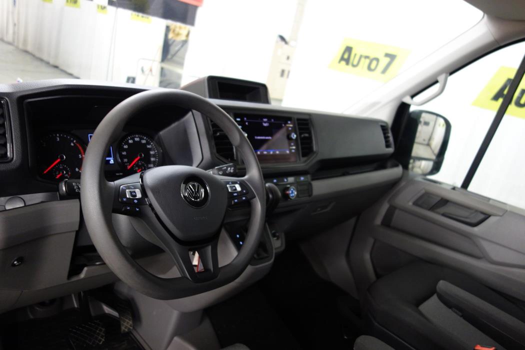 VOLKSWAGEN Crafter 2024