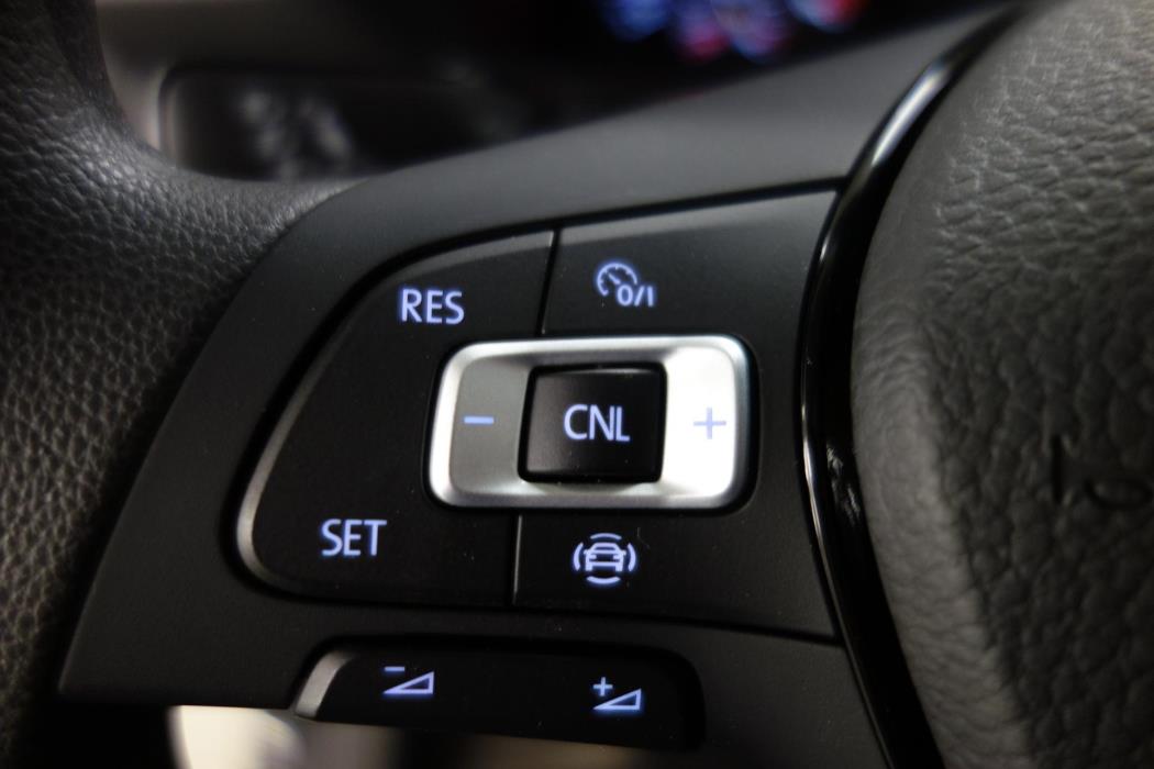 VOLKSWAGEN Crafter 2024