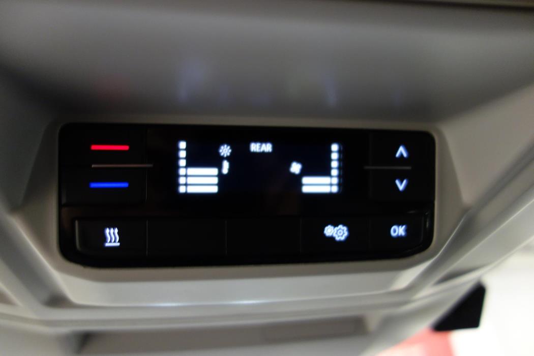 VOLKSWAGEN Crafter 2024