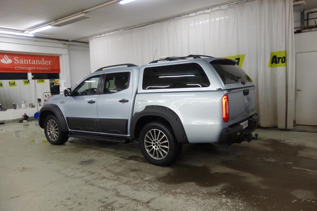 MERCEDES-BENZ X 2019