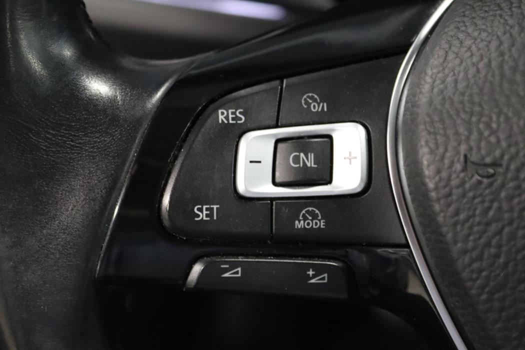 VOLKSWAGEN Polo 2019