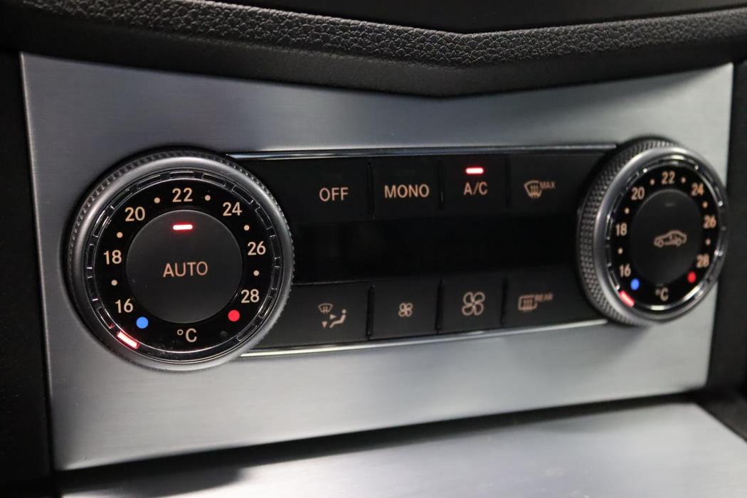 MERCEDES-BENZ C 2008