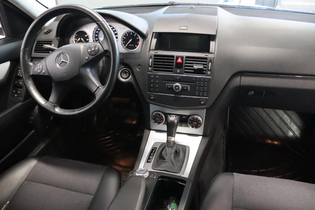MERCEDES-BENZ C 2008