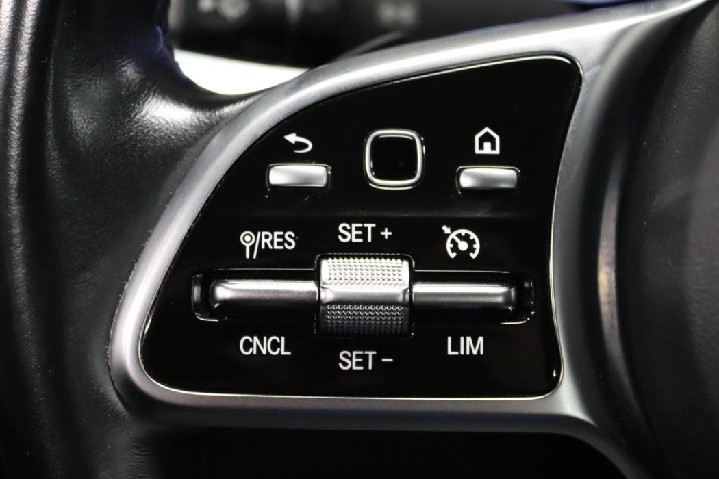 MERCEDES-BENZ E 2020