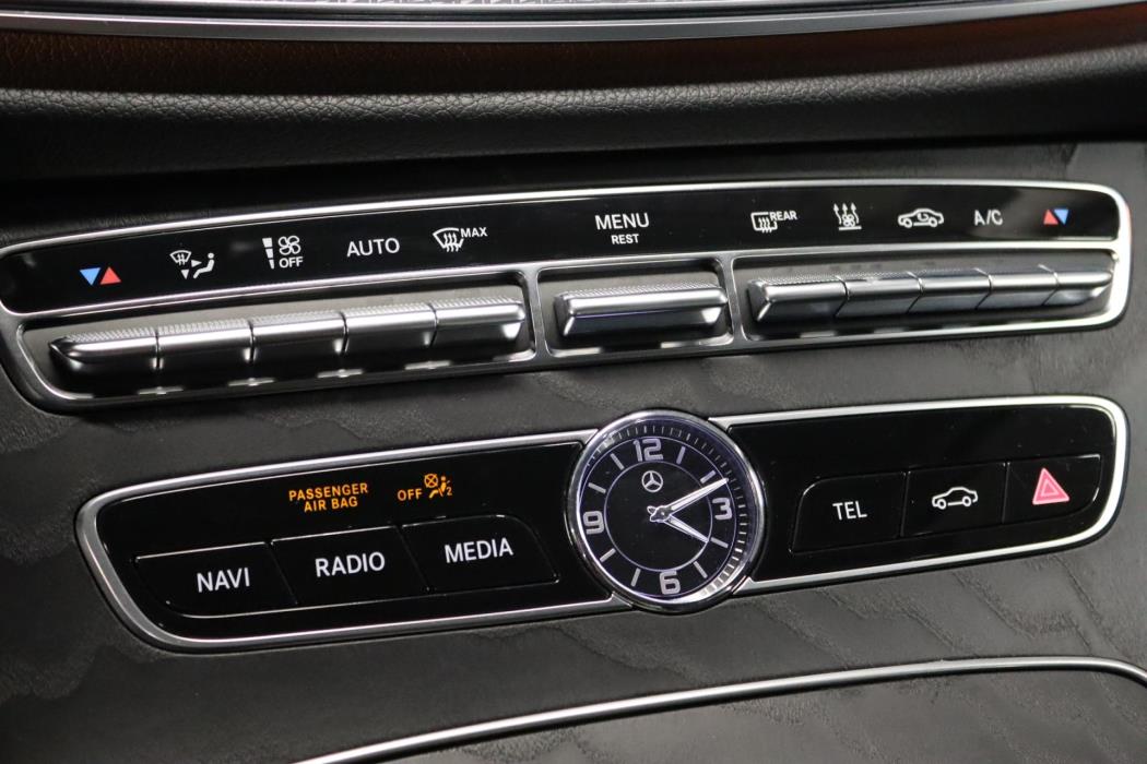 MERCEDES-BENZ E 2020