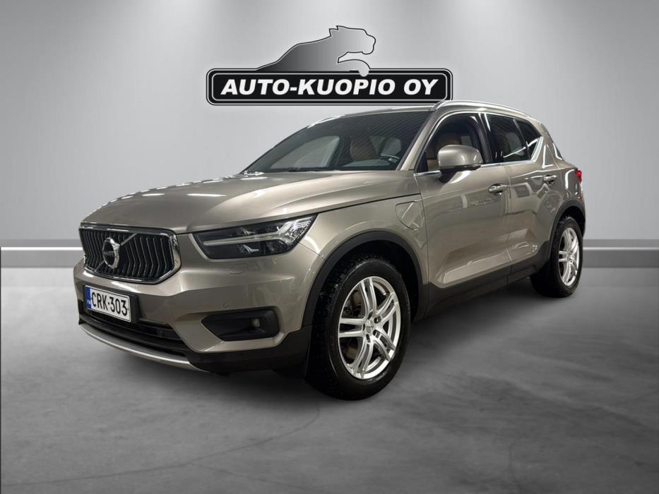 VOLVO XC40 2020