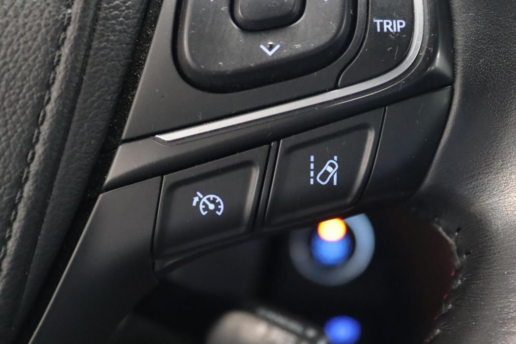 TOYOTA Avensis 2018