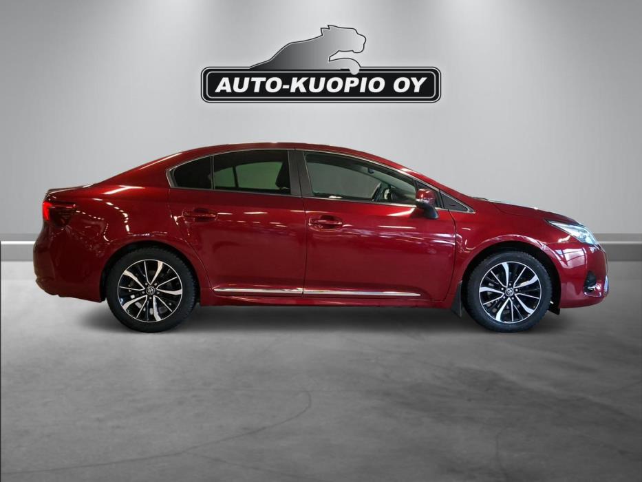 TOYOTA Avensis 2018