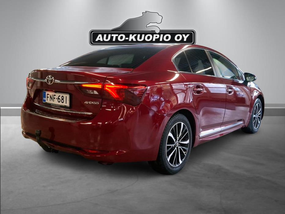 TOYOTA Avensis 2018