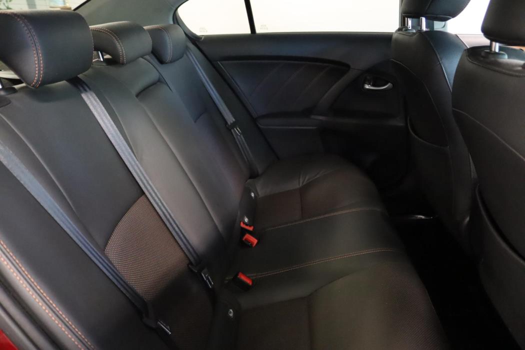 TOYOTA Avensis 2018