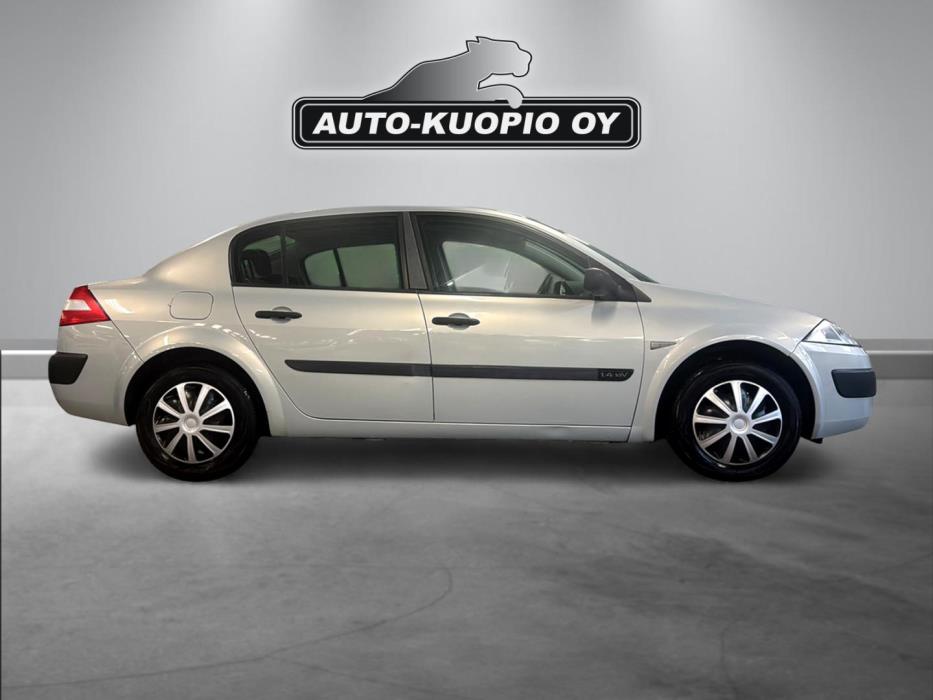 RENAULT Megane 2004