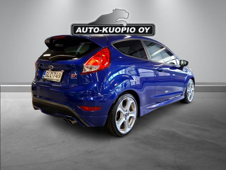 FORD Fiesta 2015