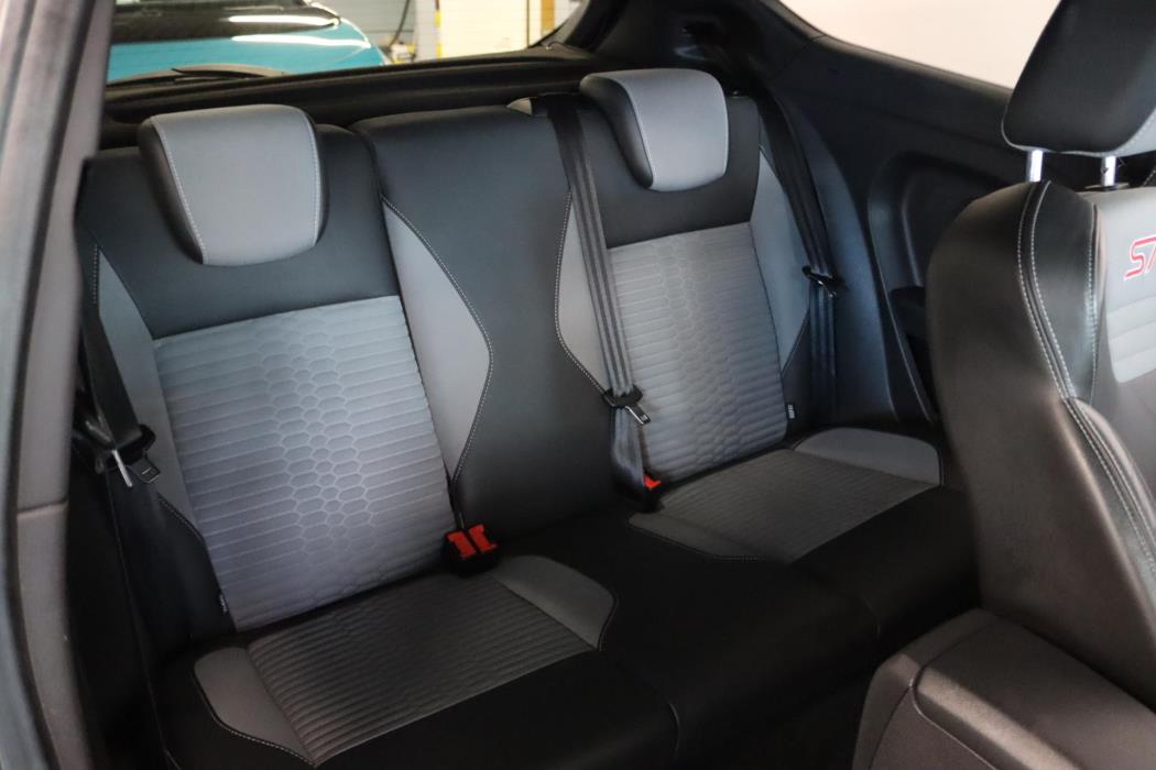 FORD Fiesta 2015