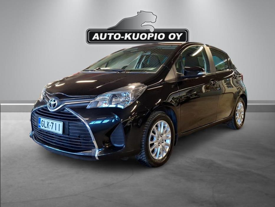 TOYOTA Yaris 2015