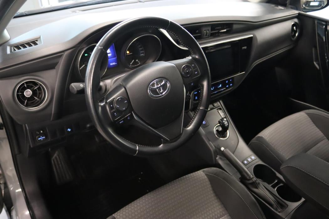 TOYOTA Auris 2018