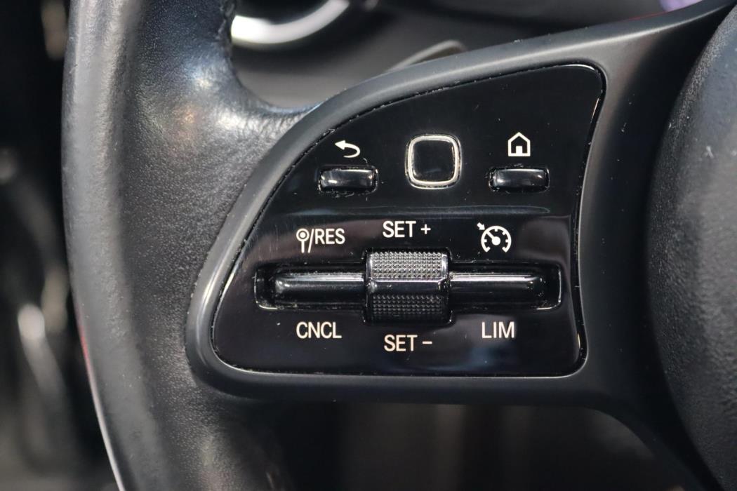 MERCEDES-BENZ C 2019