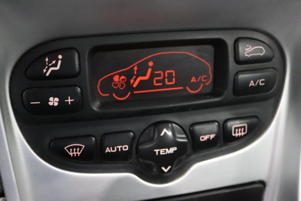 PEUGEOT 307 2004