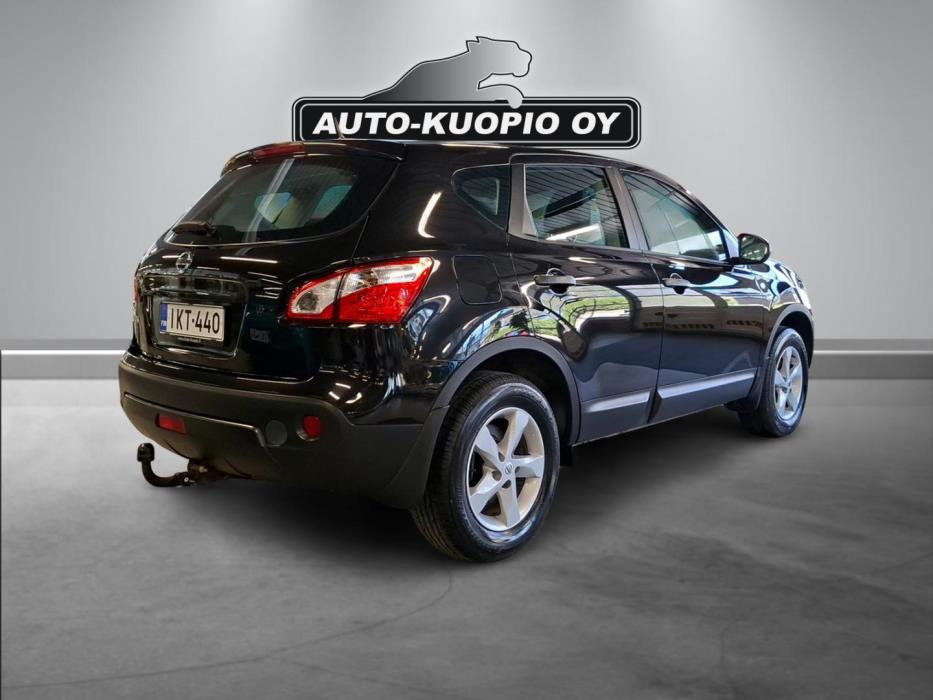 NISSAN Qashqai 2012