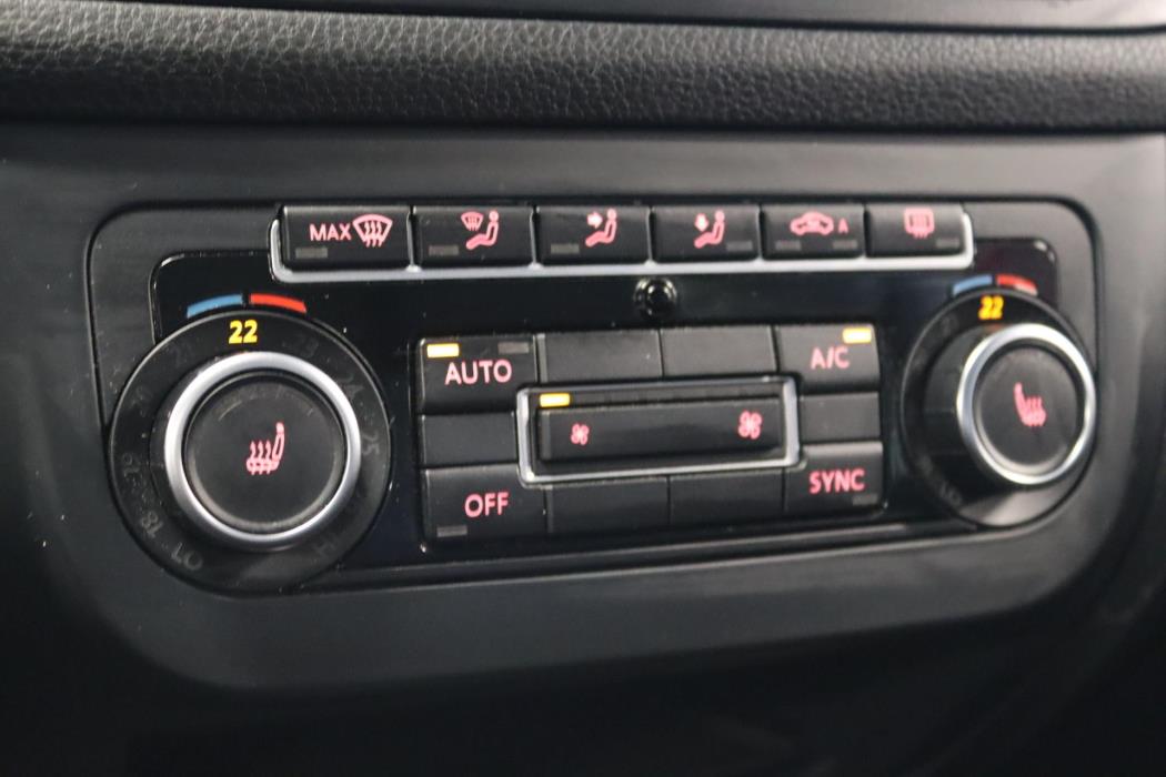 VOLKSWAGEN Golf Plus 2013