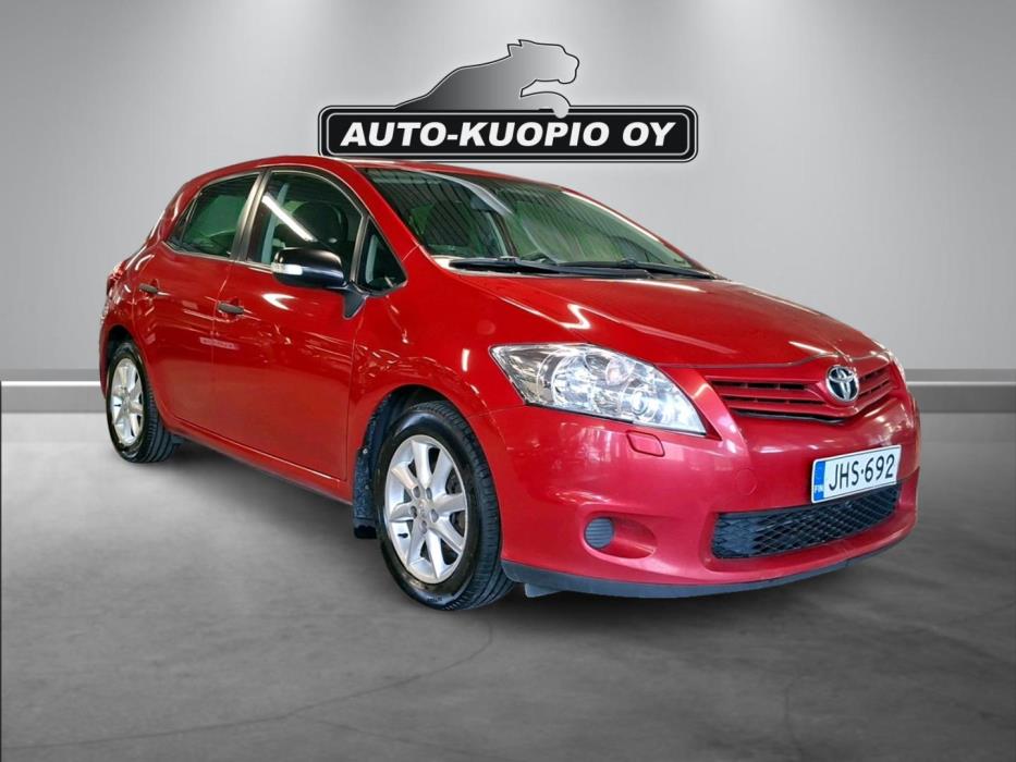 TOYOTA Auris 2011