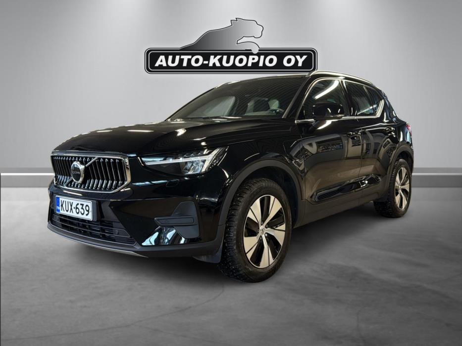 VOLVO XC40 2022