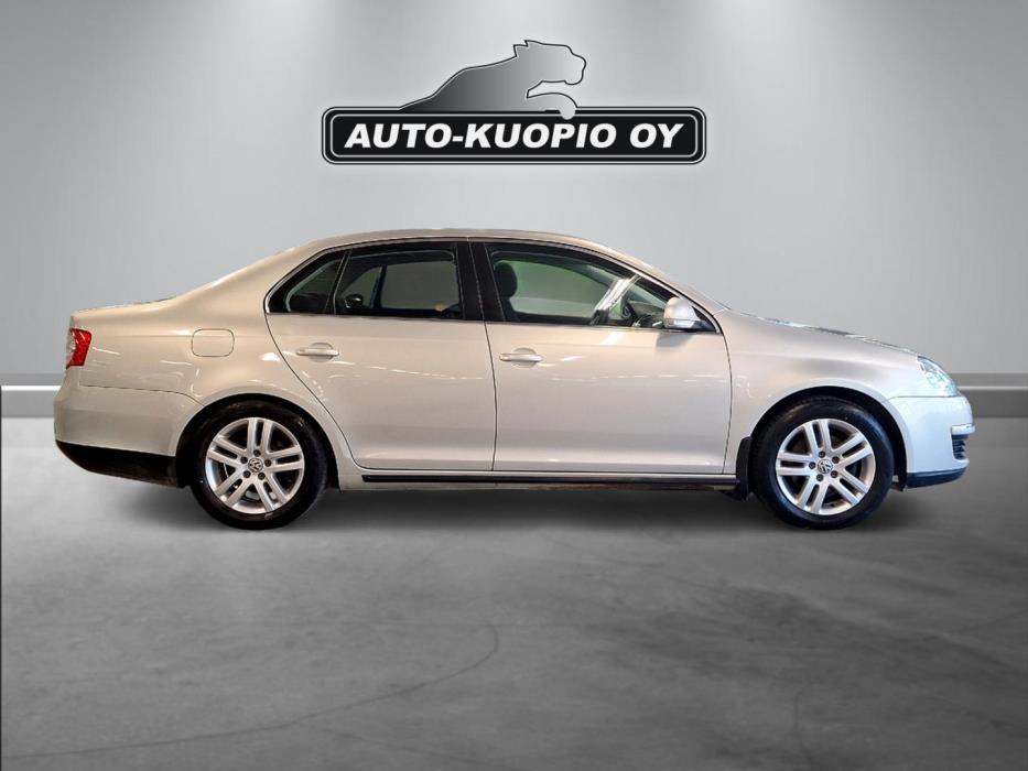 VOLKSWAGEN Jetta 2010
