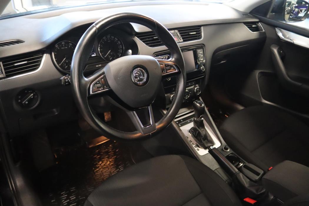 SKODA Octavia 2016