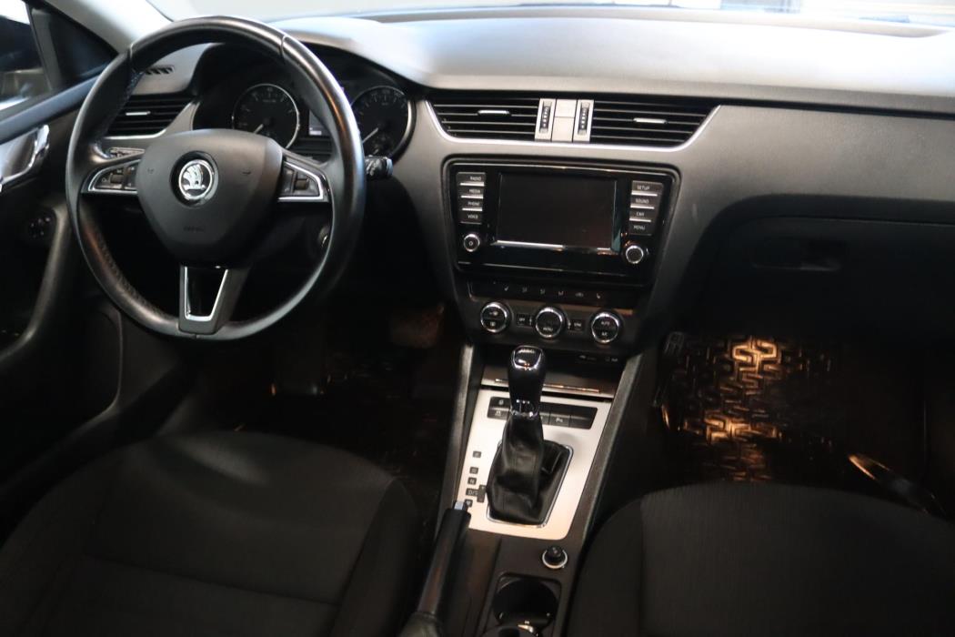 SKODA Octavia 2016