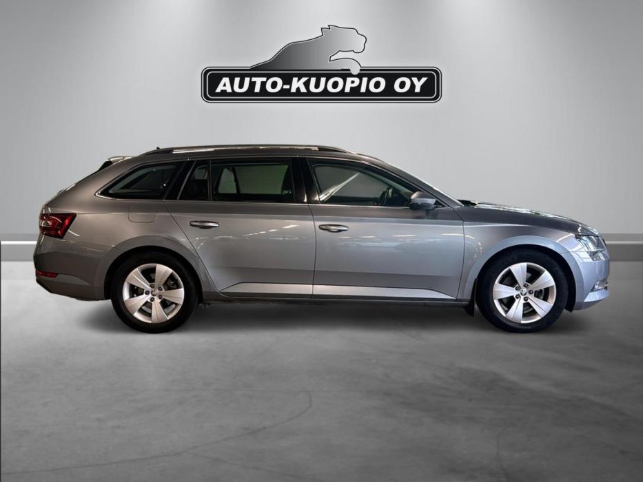 SKODA Superb 2018