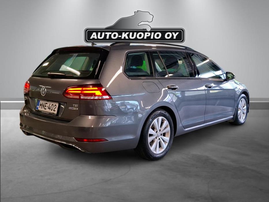 VOLKSWAGEN Golf 2018