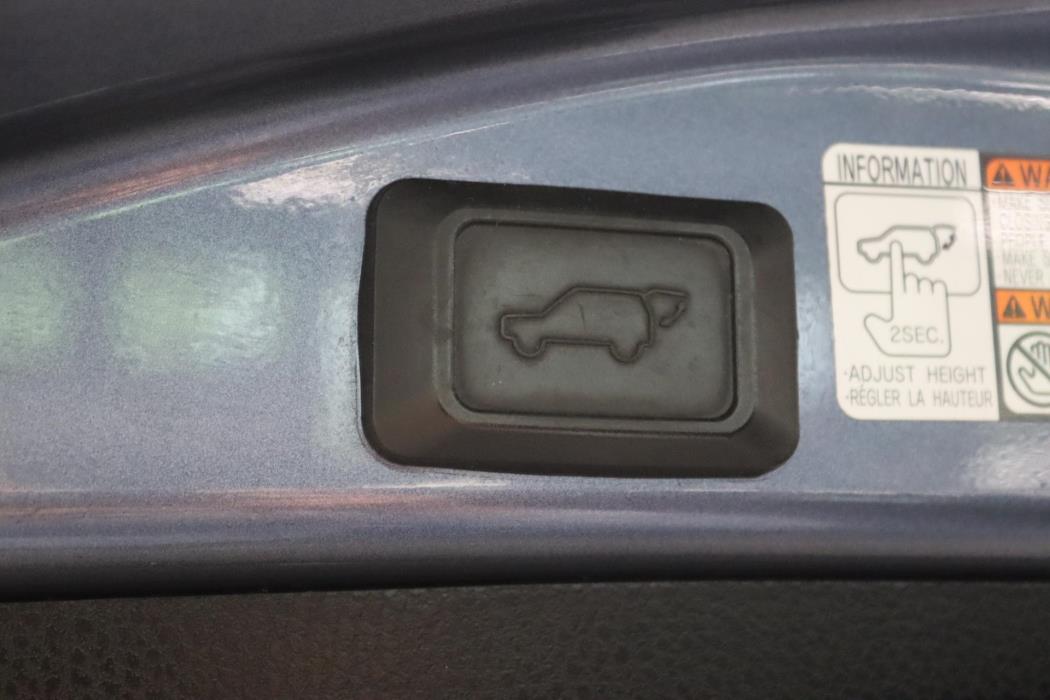 TOYOTA RAV4 2015