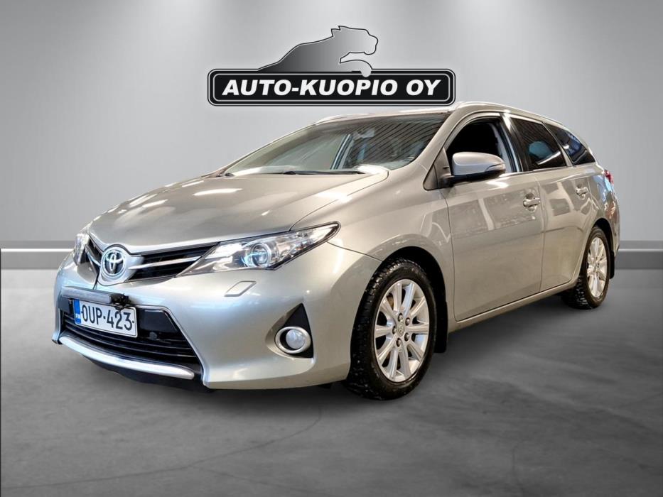 TOYOTA Auris 2014