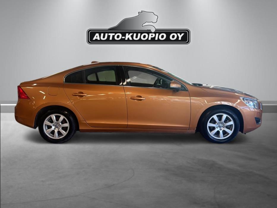 VOLVO S60 2010