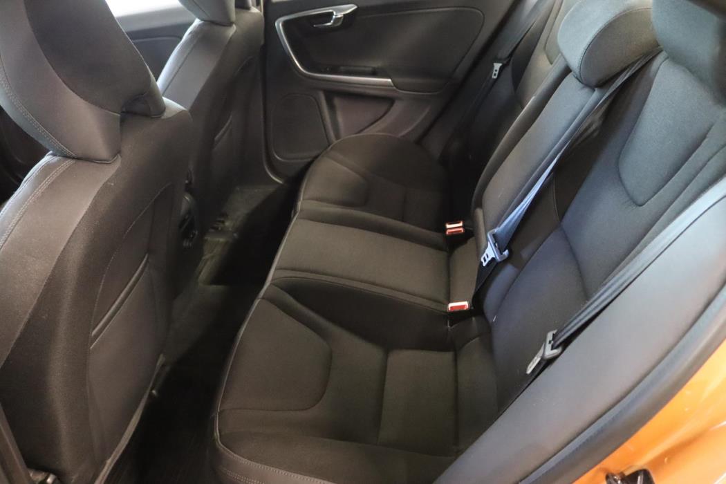 VOLVO S60 2010