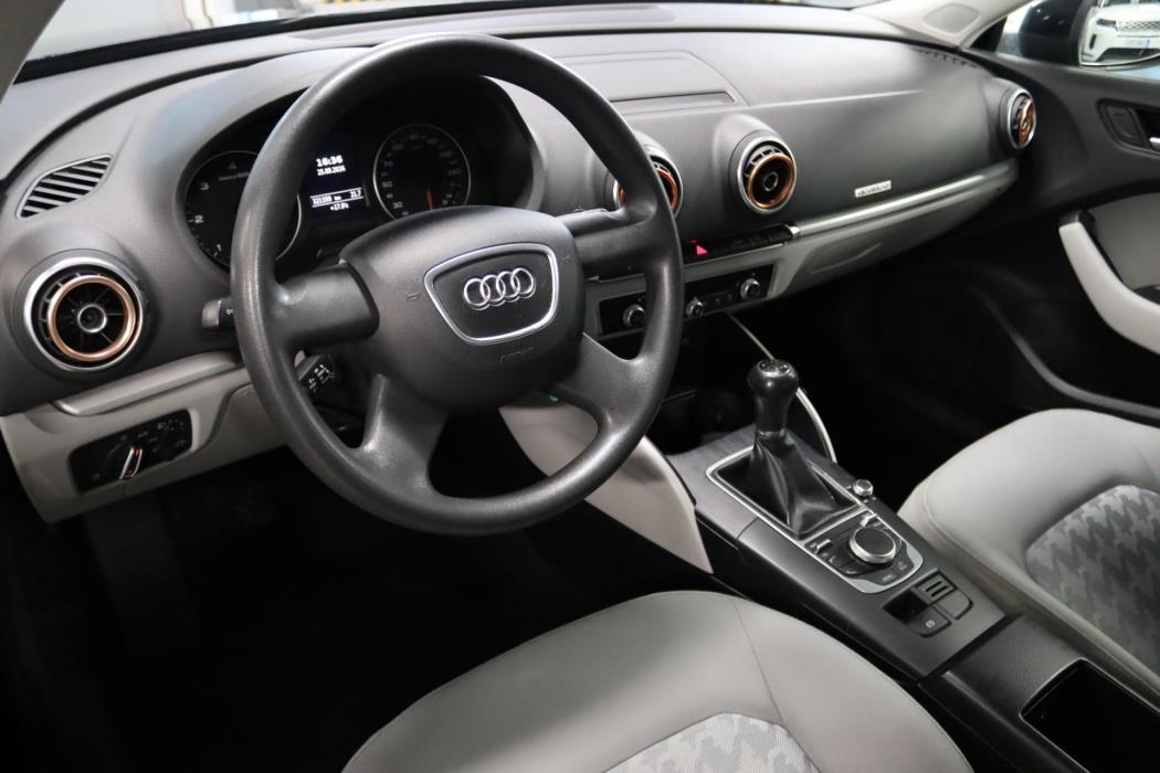 AUDI A3 2013