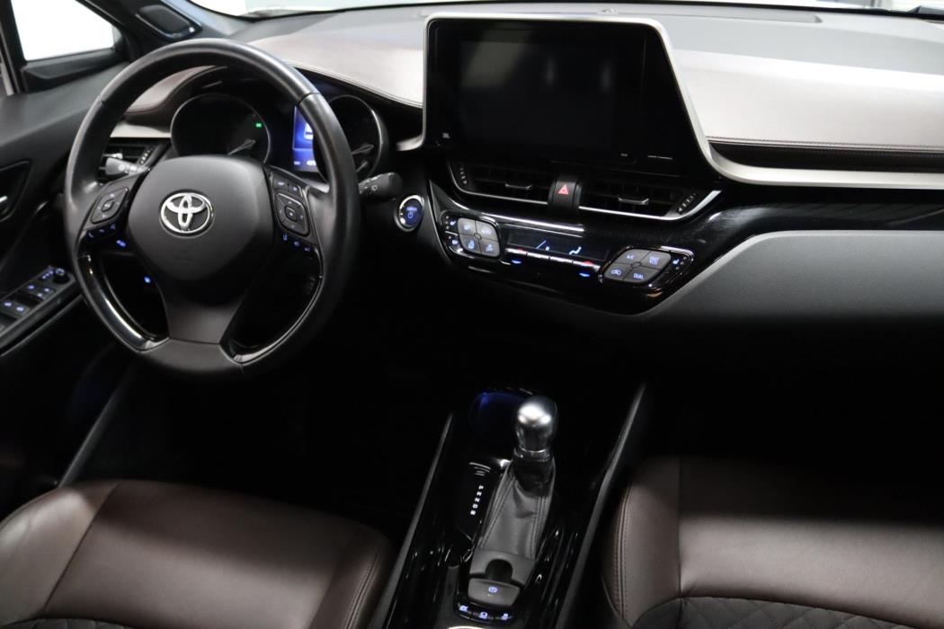 TOYOTA C-HR 2018
