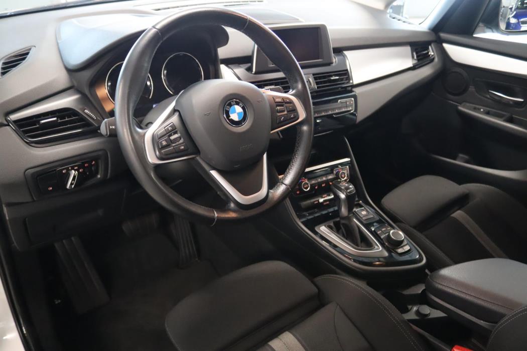 BMW 225 2019