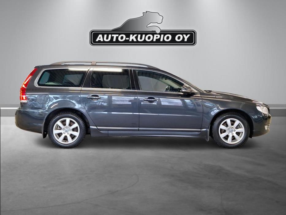 VOLVO V70 2014