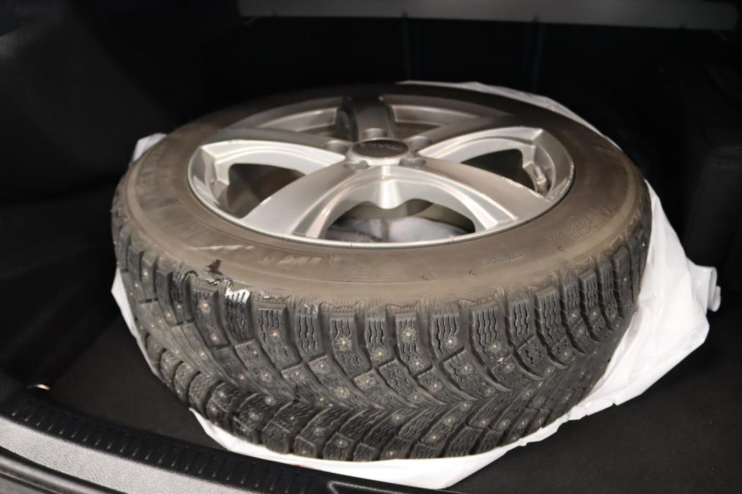 MERCEDES-BENZ A 2020