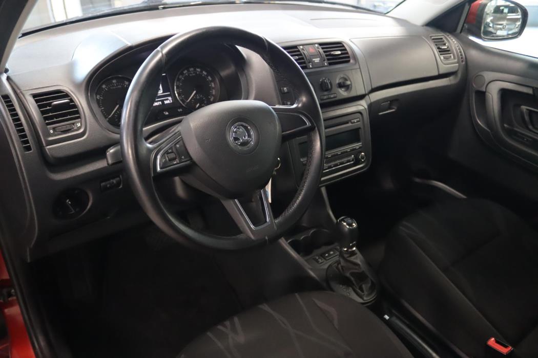 SKODA Fabia 2014