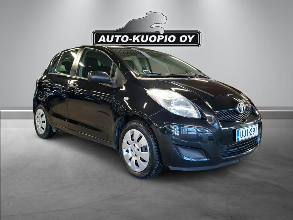 TOYOTA Yaris 2010