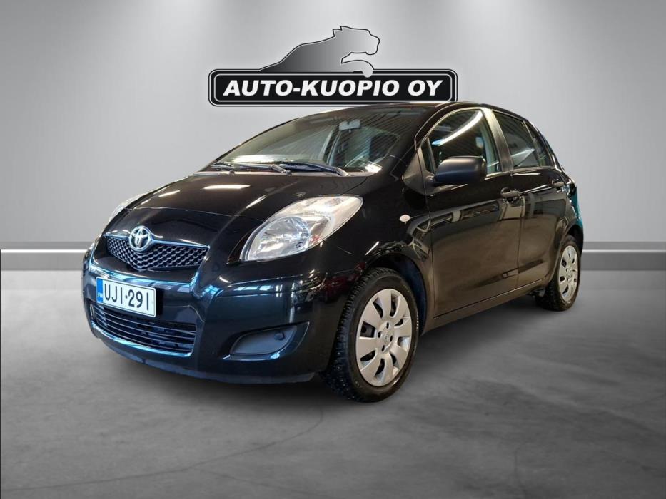 TOYOTA Yaris 2010