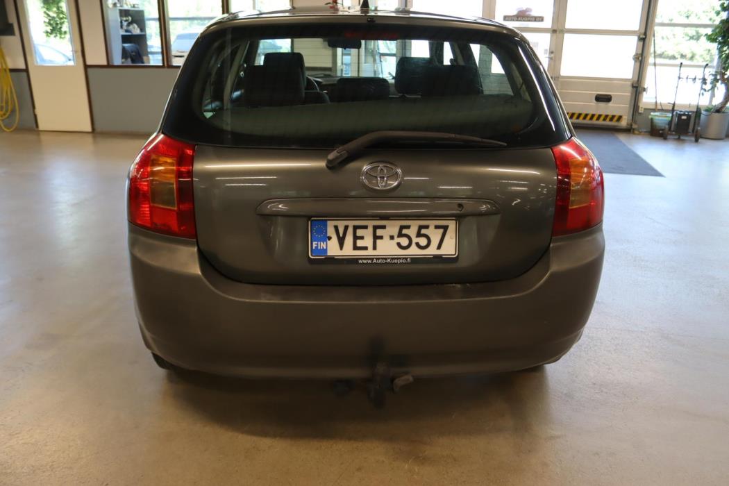 TOYOTA Corolla 2002