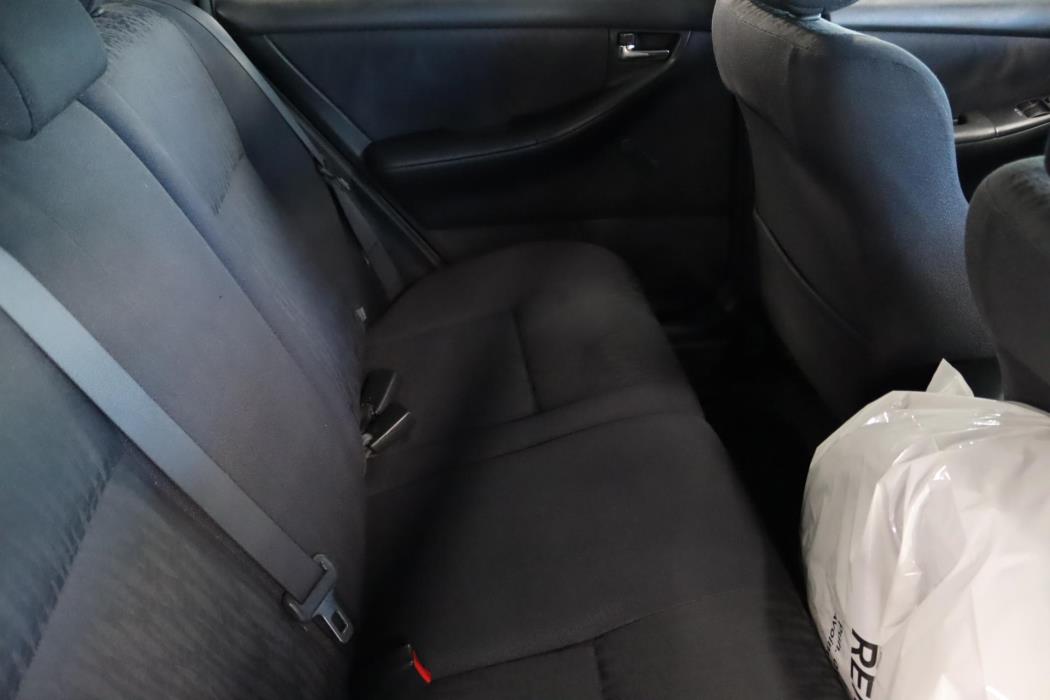 TOYOTA Corolla 2002