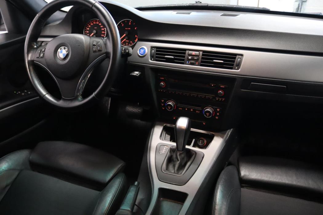 BMW 320 2007